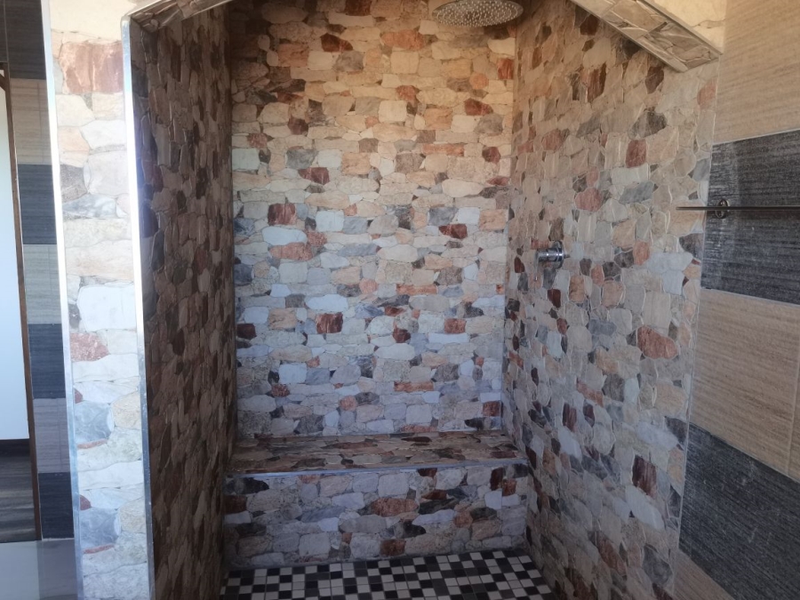 5 Bedroom Property for Sale in Royalston Residential Estate and Wildlife Reserve Eastern Cape